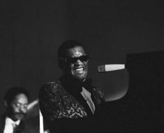 inspirasi blues untuk bonnie